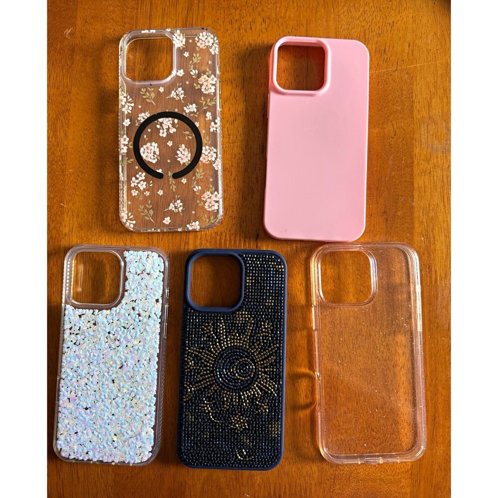 5 iPhone 16 Pro Max Phone Cases Floral Patterned Glitter Beaded Magnetic